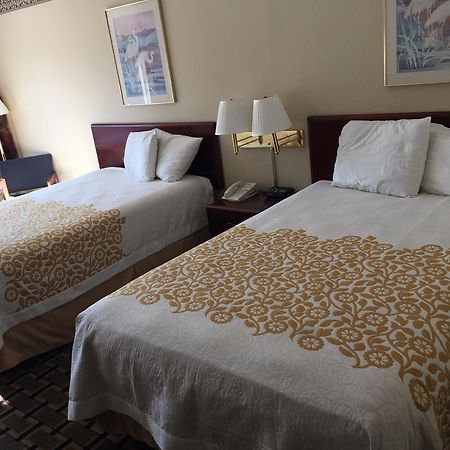 Budget Host Inn 黎巴嫩 外观 照片